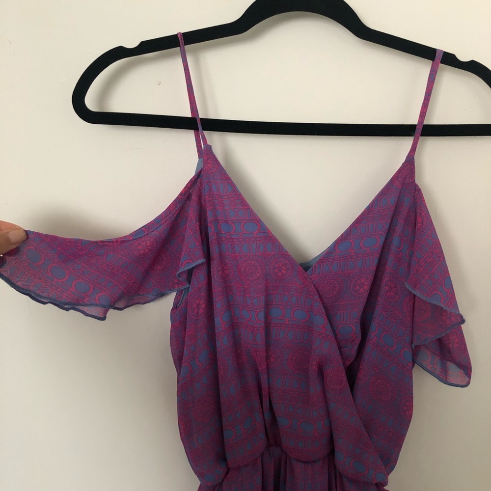 Runway Story Dress - Picture 2 of 4